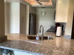 Picture of 5730 Trailwinds Dr 413, Fort Myers, FL 33907
