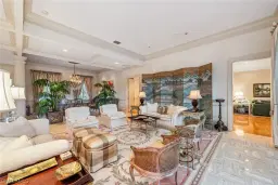 Picture of 364 Cromwell Ct, Naples, FL 34108