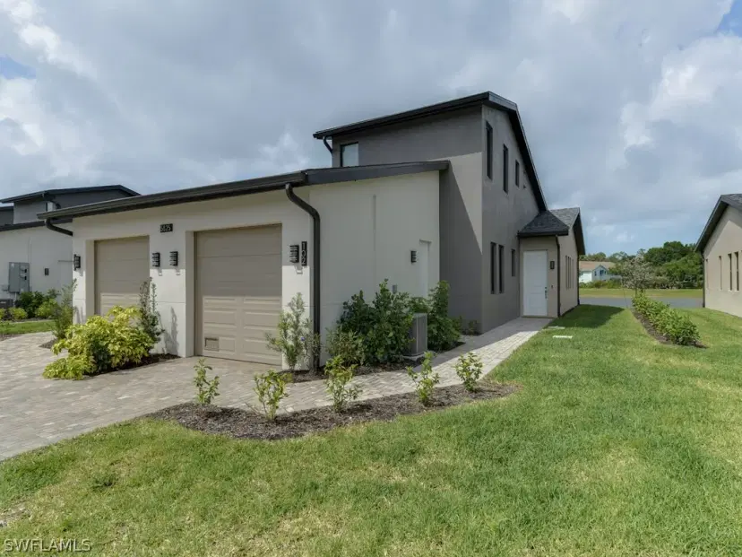 Picture of 5781 Jasper Way 101, Naples FL 34112