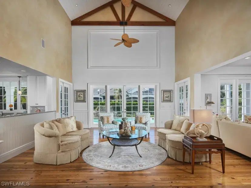Picture of 2750 Treasure Ln, Naples FL 34102