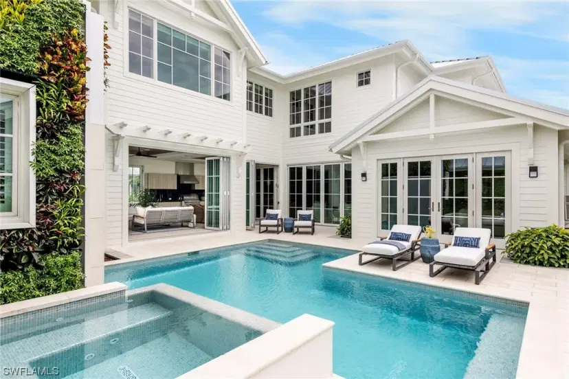 Picture of 239 Broad Ave S, Naples FL 34102