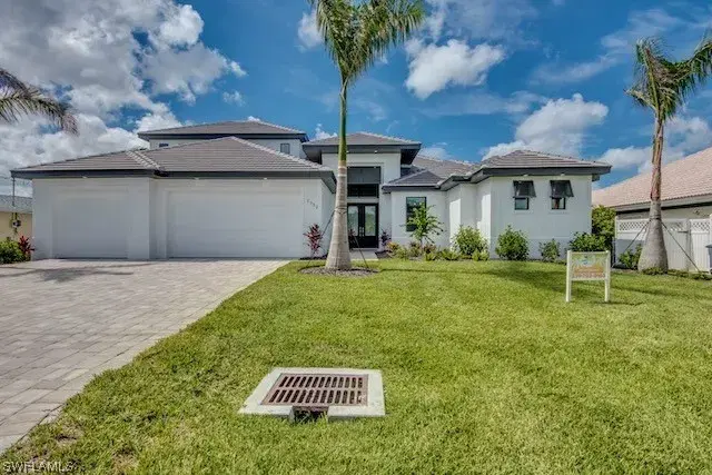 Picture of 1732 SE 40Th Ter, Cape Coral FL 33904