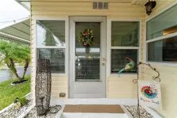 Picture of 925 Lazy Ln, North Fort Myers, FL 33917