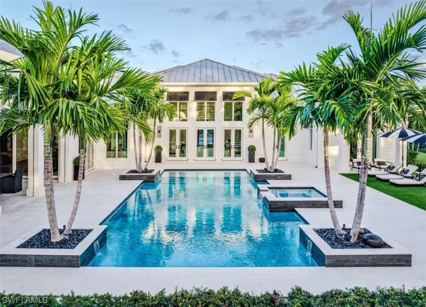 Picture of 185 Cajeput Dr, Naples FL 34108