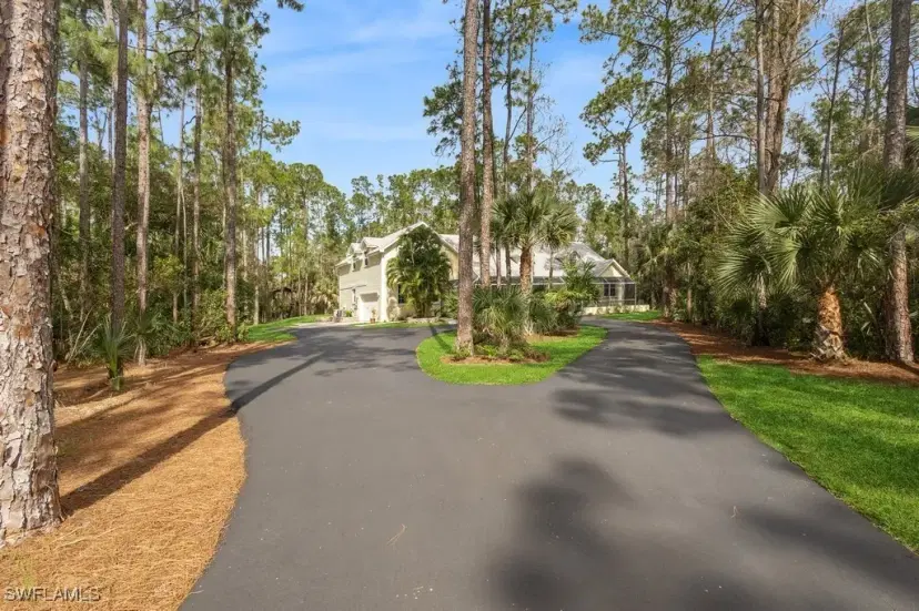 Picture of 4691 1St Ave Nw, Naples FL 34119