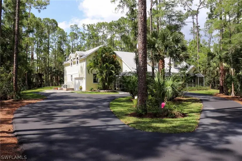 Picture of 4691 1St Ave Nw, Naples FL 34119
