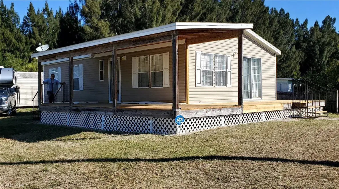 Picture of 4998 Curlew Dr, St. James City, FL 33956