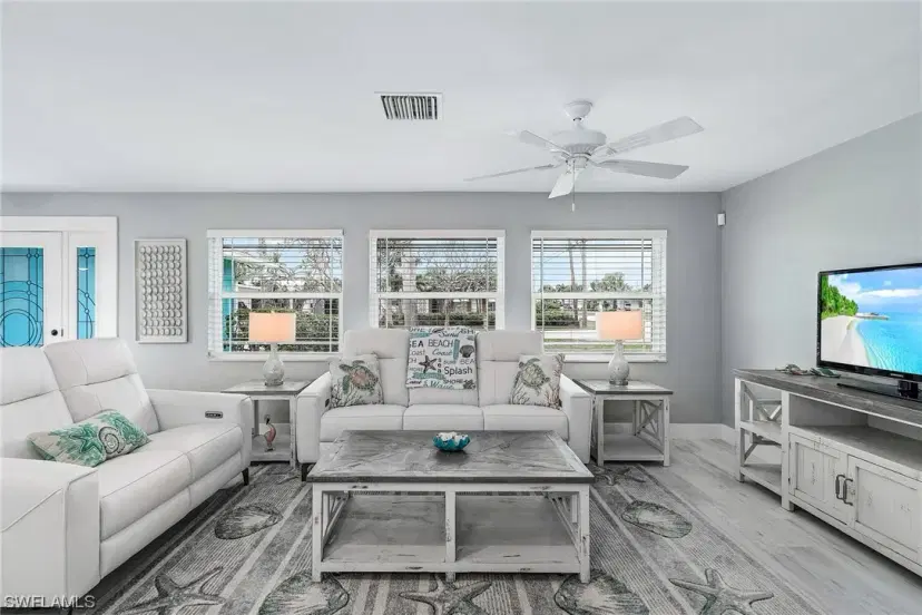 Picture of 5301 Delano Ct, Cape Coral FL 33904