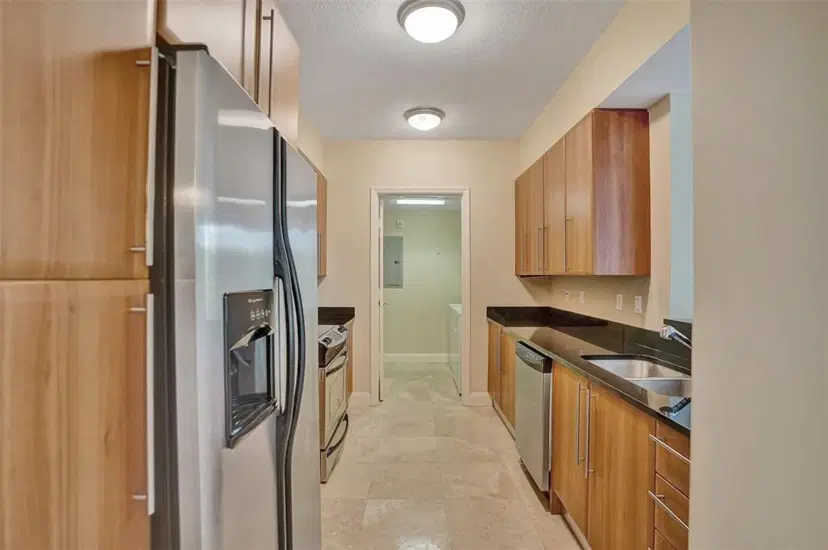 Picture of 101 SE 20 Ave 406, Deerfield Beach FL 33441
