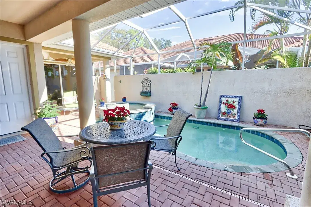 Picture of 5526 Cheshire Dr, Fort Myers, FL 33912