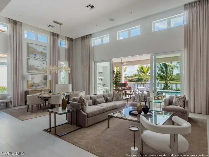 Picture of 2055 Cambridge Park Dr, Naples FL 34109