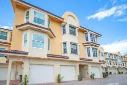 Picture of 4026 N Ocean Dr, Hollywood, FL 33019