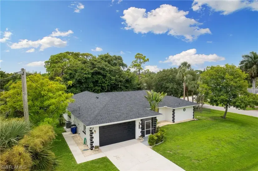 Picture of 404 Anchor Way, North Fort Myers FL 33903