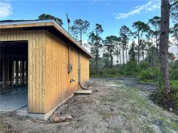 Picture of 2012 Roosevelt Ave, Alva, FL 33920