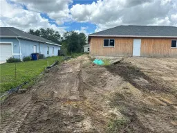 Picture of 2012 Roosevelt Ave, Alva, FL 33920