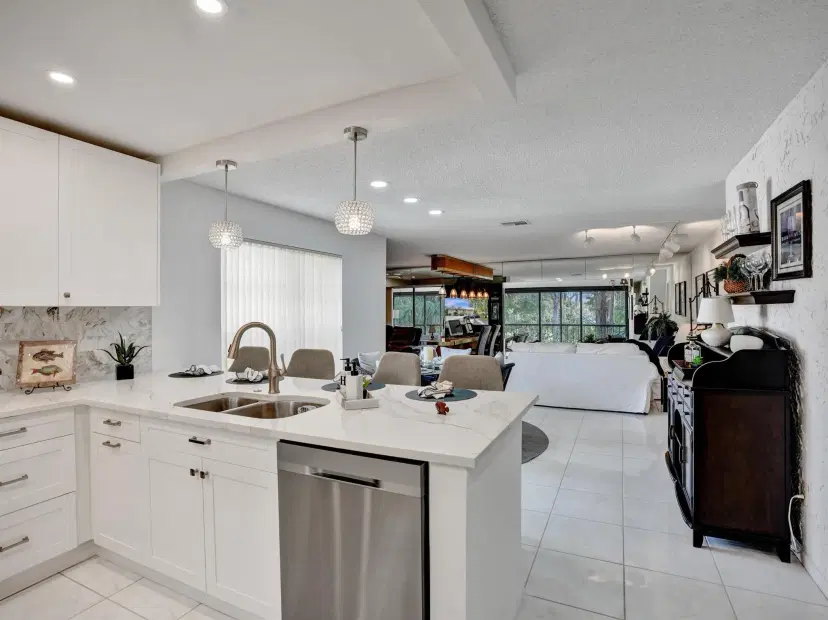 Picture of 9266 Vista Del Lago B, Boca Raton FL 33428