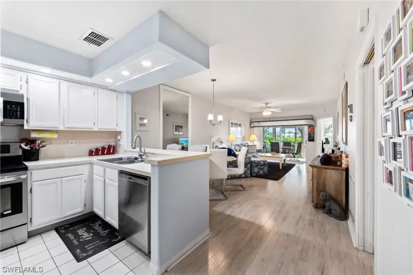 Picture of 13046 Amberley Ct 602, Bonita Springs FL 34135