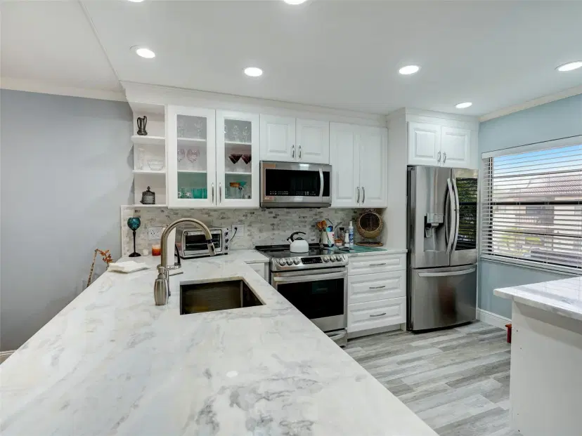 Picture of 9261 Vista Del Lago 19F, Boca Raton FL 33428