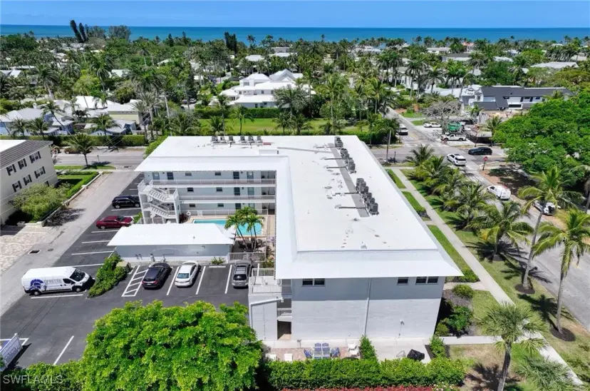 Picture of 1021 3Rd St S 304, Naples FL 34102