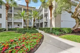 Picture of 770 Waterford Dr 202, Naples, FL 34113