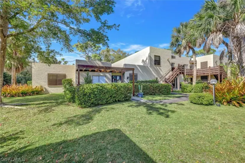 Picture of 113 Pinebrook Dr, Fort Myers FL 33907