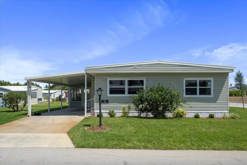 Picture of 309 NE Pinelake Village Boulevard, Jensen Beach FL 34957