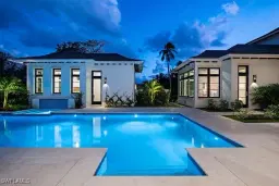 Picture of 1795 Gordon Dr, Naples, FL 34102