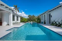 Picture of 1795 Gordon Dr, Naples, FL 34102