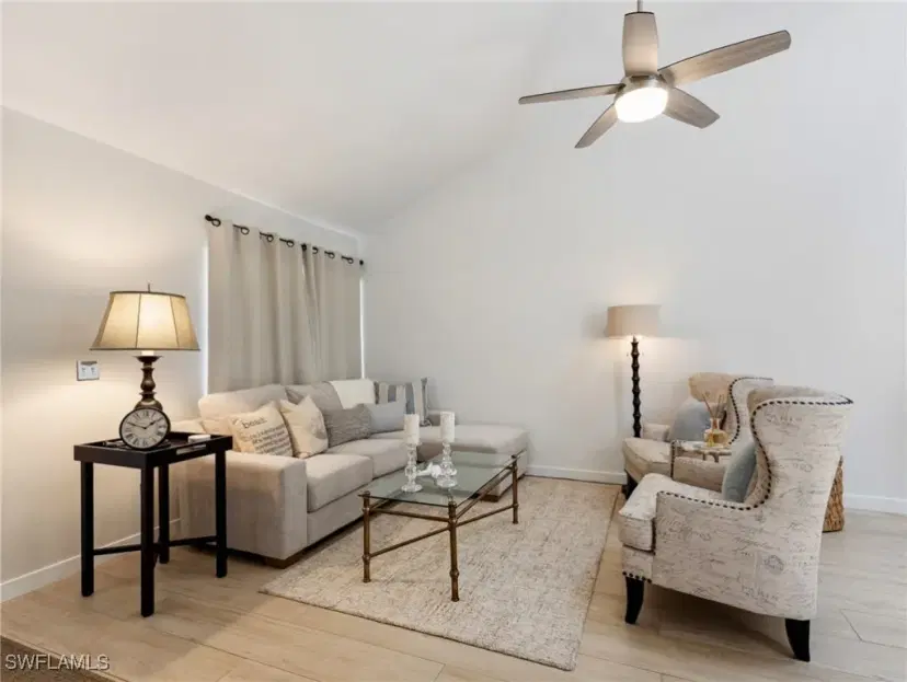 Picture of 7127 Penner Ln 42, Fort Myers FL 33907