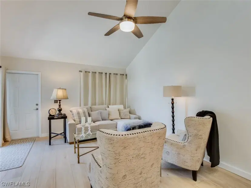 Picture of 7127 Penner Ln 42, Fort Myers FL 33907