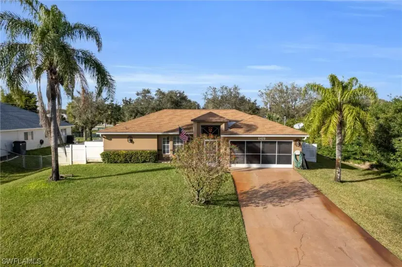 Picture of 6420 Castlewood Cir, Fort Myers FL 33905
