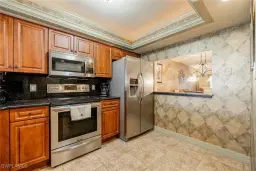 Picture of 2121 Collier Ave 316, Fort Myers, FL 33901