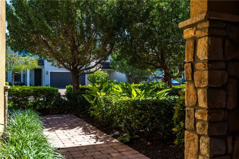 Picture of 7159 Wilton Dr, Naples FL 34109