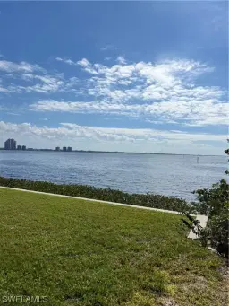 Picture of 4510 N Key Dr 102, North Fort Myers, FL 33903