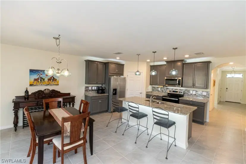 Picture of 2964 Royal Gardens Ave, Fort Myers FL 33916