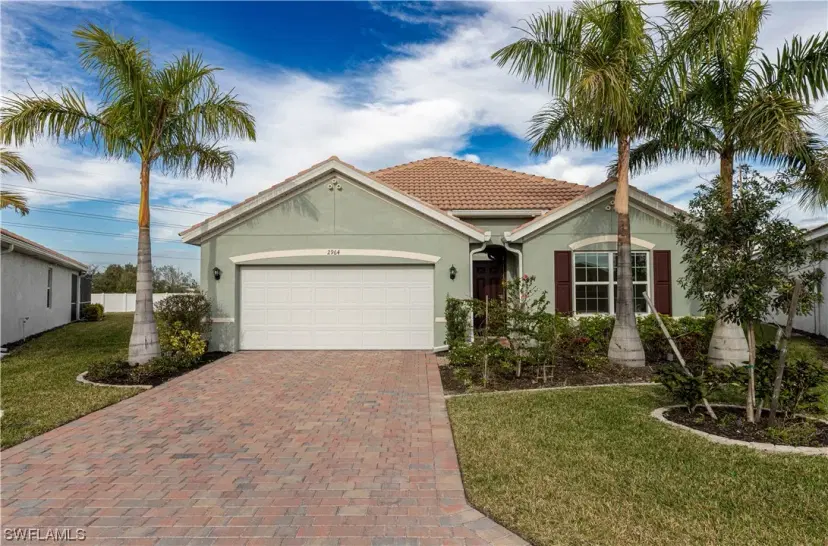 Picture of 2964 Royal Gardens Ave, Fort Myers FL 33916