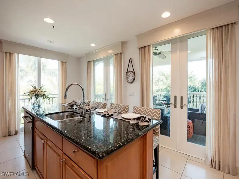 Picture of 1006 5Th St S, Naples FL 34102