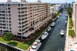 Picture of 3100 NE 48Th Street 305, Fort Lauderdale, FL 33308