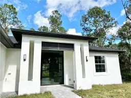 Picture of 2000 Jefferson Ave, Alva, FL 33920