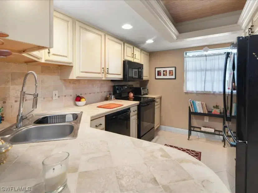 Picture of 9395 Pennsylvania Ave 6, Bonita Springs FL 34135