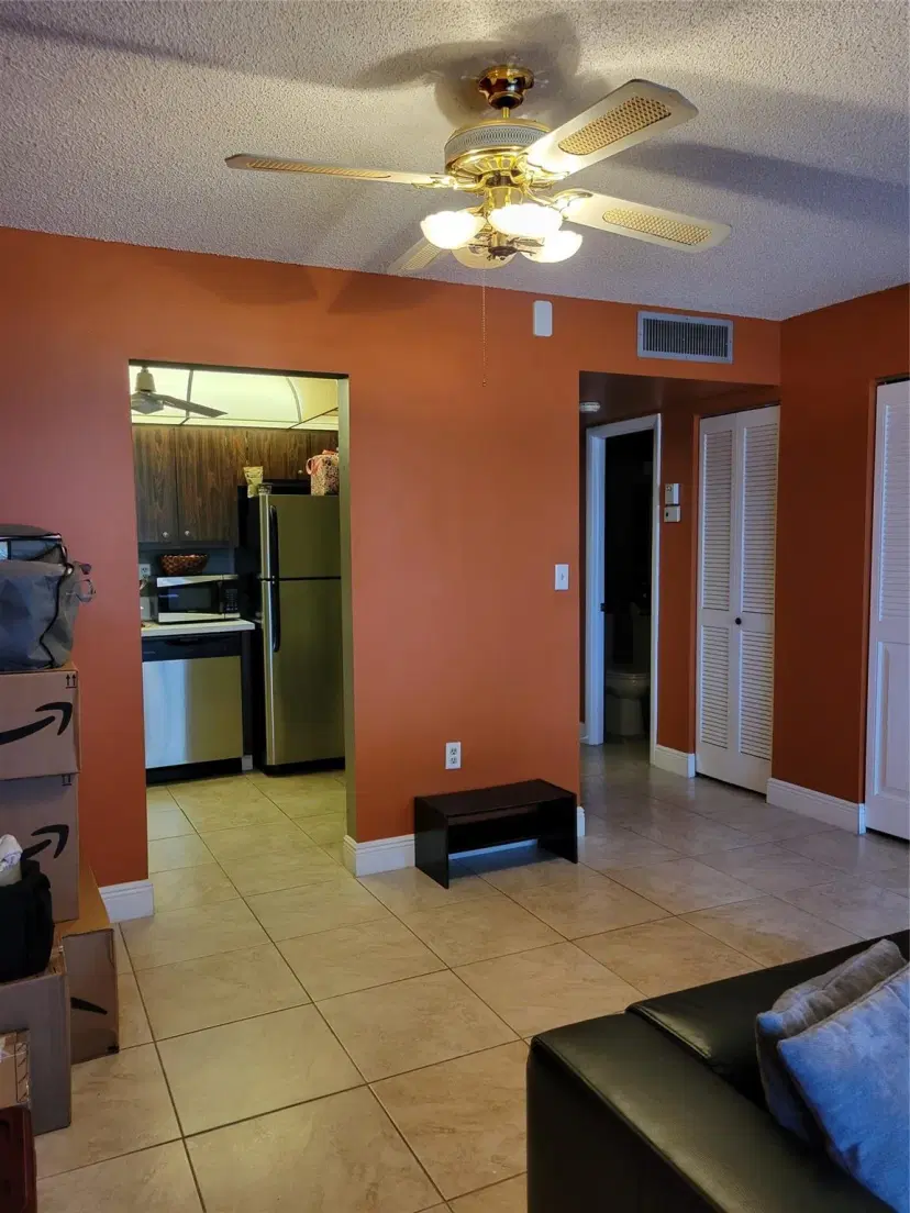 Picture of 1400 Saint Charles Pl 211, Pembroke Pines FL 33026