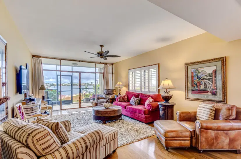 Picture of 11390 Twelve Oaks Way 122, North Palm Beach FL 33408