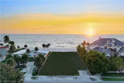 Picture of 10047 Gulf Shore Dr, Naples, FL 34108