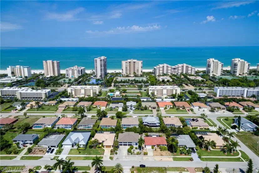 Picture of 832 Swan Dr, Marco Island FL 34145
