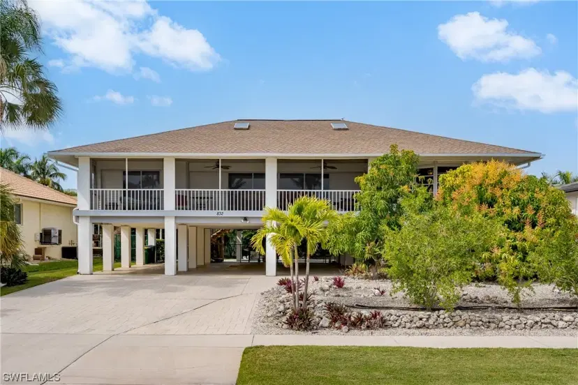 Picture of 832 Swan Dr, Marco Island FL 34145