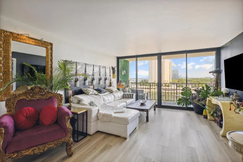 Picture of 5600 N Flagler Drive 704, West Palm Beach FL 33407