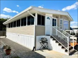 Picture of 120 Cheetah Dr 120, Naples, FL 34114
