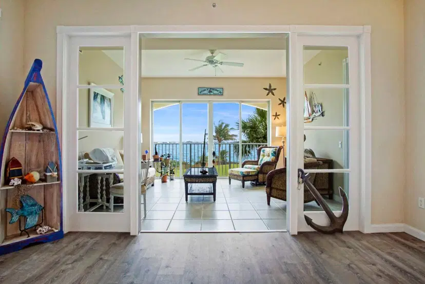 Picture of 4 Harbour Isle Drive E 203, Fort Pierce FL 34949