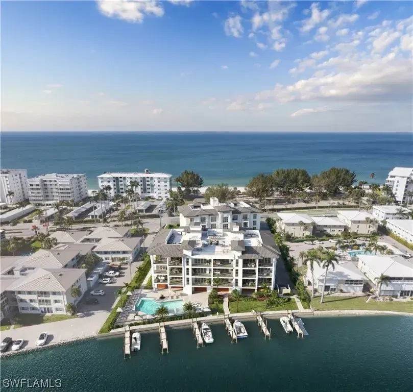 Picture of 2020 Gulf Shore Blvd N Ph 403E, Naples FL 34102
