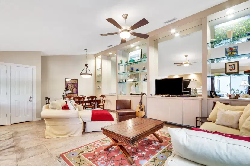 Picture of 9102 Chapman Oak Court, Palm Beach Gardens FL 33410